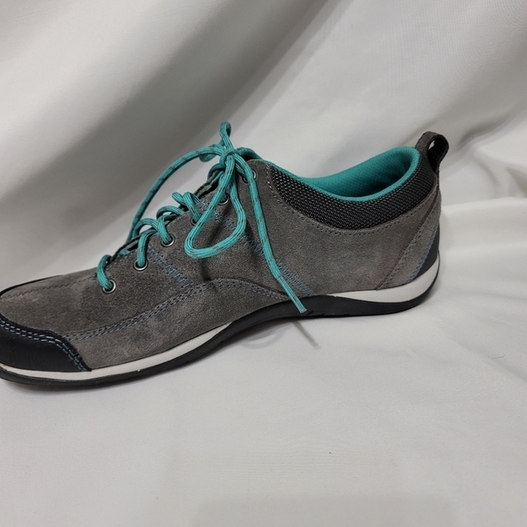 L. L. Bean Women's BeanSport Suade Casual Lace-Up Shoes Grey / Teal size 7.5 - Picture 7 of 14